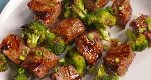 Broccoli and Beef Skewers with Soy Marinade