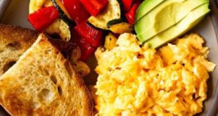 Cottage Cheese with High-Protein Scrambled Eggs